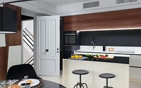 The H Experience - Stylish 2Bd Apt With Balcony In Heraklion Center