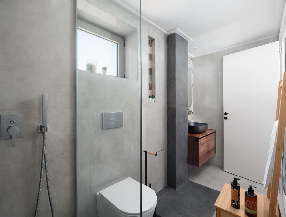The H Experience - Stylish 2Bd Apt With Balcony In Heraklion Center Extérieur photo